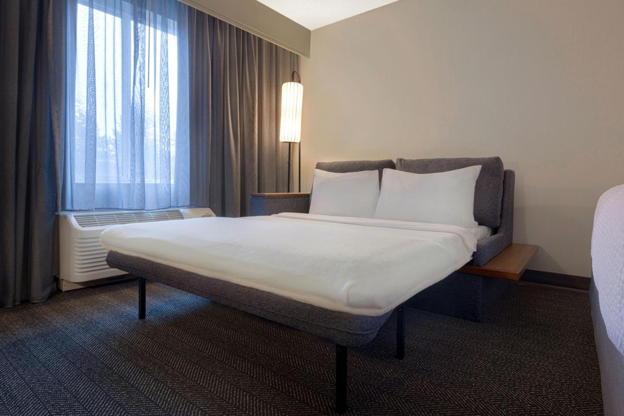 Courtyard By Marriott Portland Southeast/Clackamas Eksteriør billede