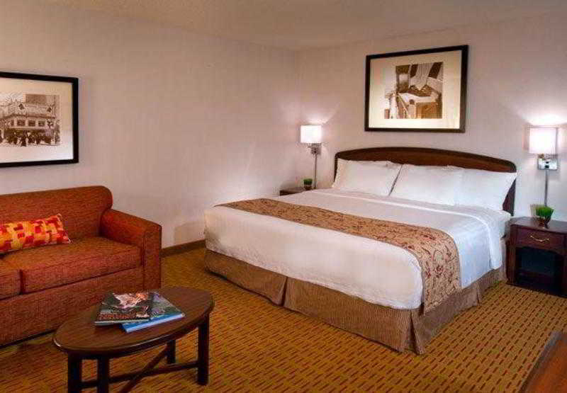Courtyard By Marriott Portland Southeast/Clackamas Eksteriør billede